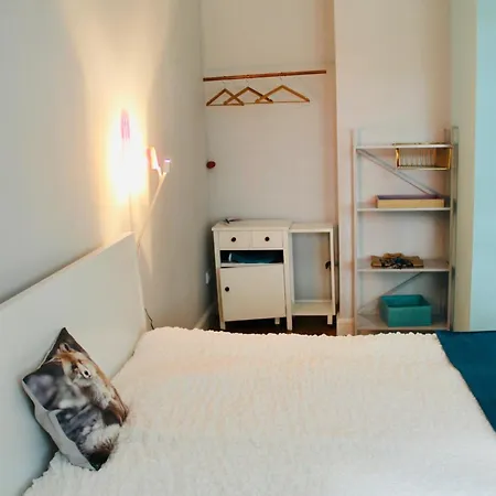 Ata & Omo 1 - Doppelzimmer Ohne Kueche * Köln